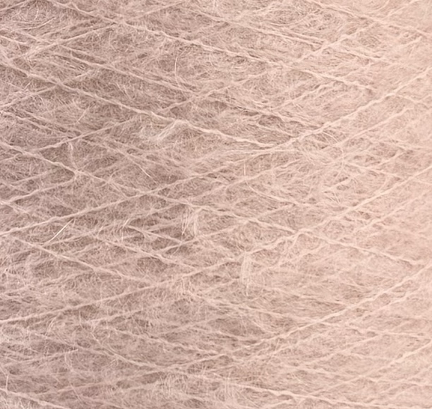Mohair con Nylon 900 m / 100 g – Outlet – Polvere